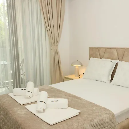 Azur Delux -1bd Flat With Parking & Pool By Flat Mаnаger