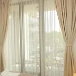 Azur Delux -1bd Flat With Parking & Pool By Flat Mаnаger * Saints Constantine and Helena