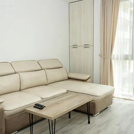 Appartement Azur Delux -1bd Flat With Parking & Pool By Flat Mаnаger *