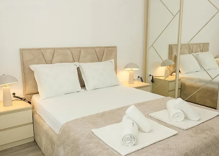 Azur Delux -1bd Flat With Parking & Pool By Flat Mаnаger Апартамент Св. Св. Константин и Елена