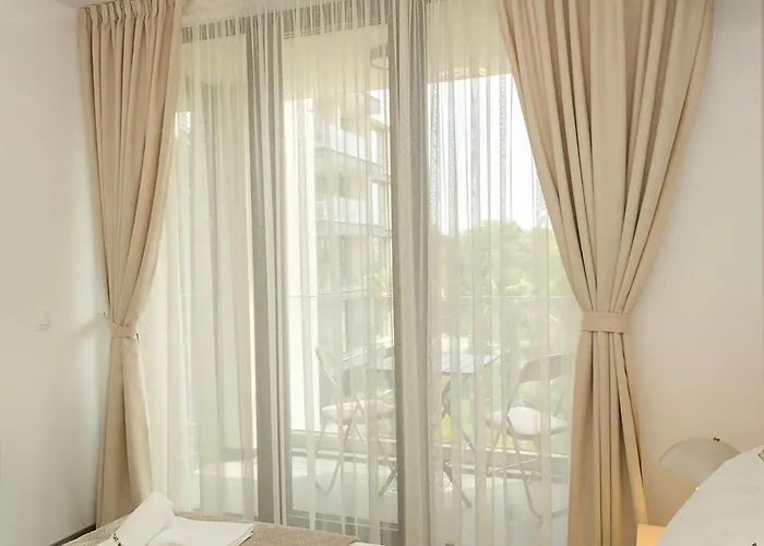 Azur Delux -1bd Flat With Parking & Pool By Flat Mаnаger * Св. Св. Константин и Елена