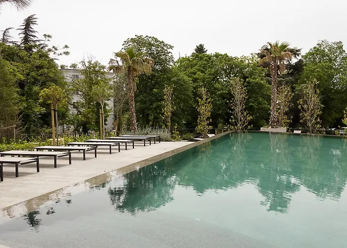 Daire Azur Delux -1bd Flat With Parking & Pool By Flat Mаnаger *